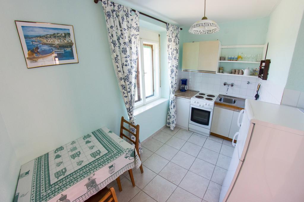 Apartments Stefanovski Paradiso Veli Lošinj Rum bild