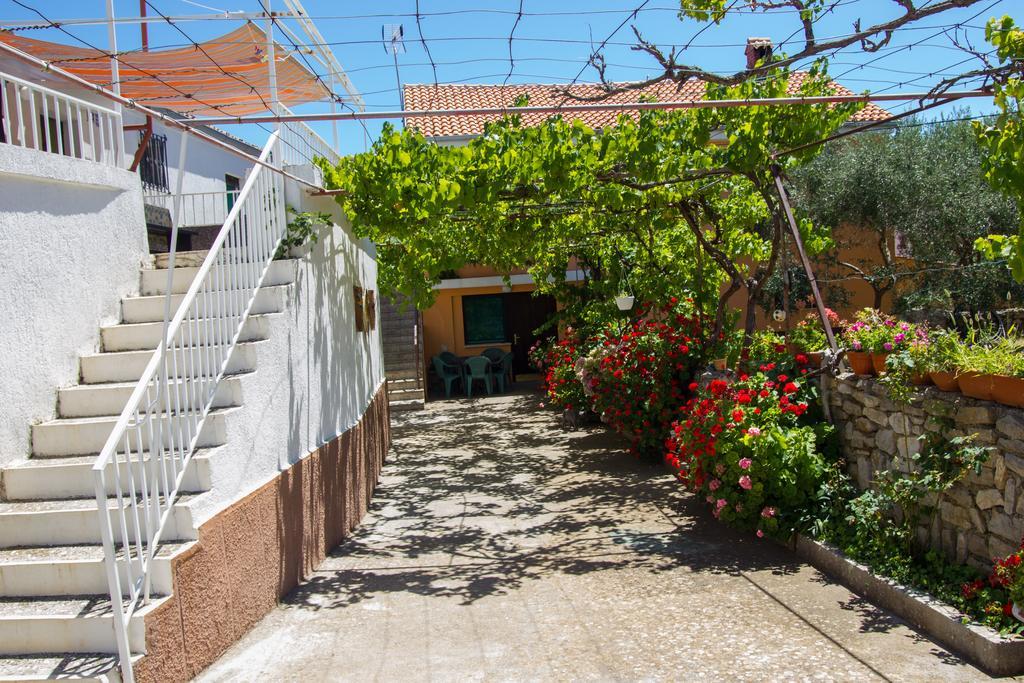 Apartments Stefanovski Paradiso Veli Lošinj Rum bild