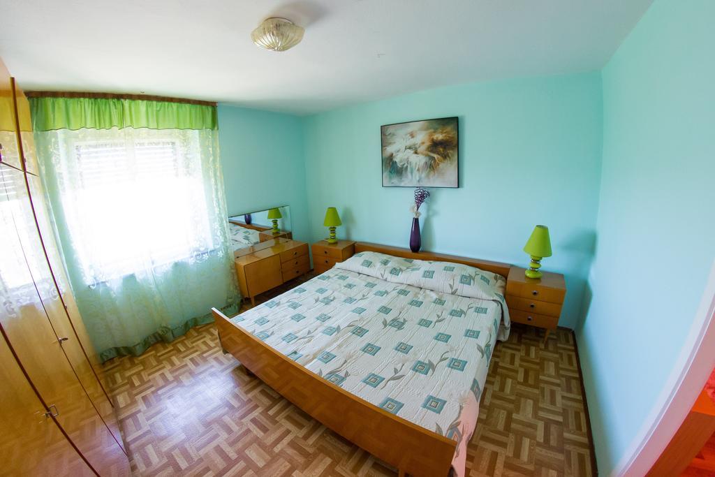 Apartments Stefanovski Paradiso Veli Lošinj Rum bild